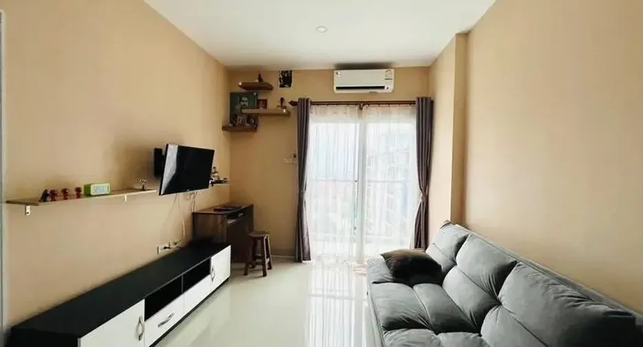 For sale 1 bed condo in East Pattaya, Pattaya