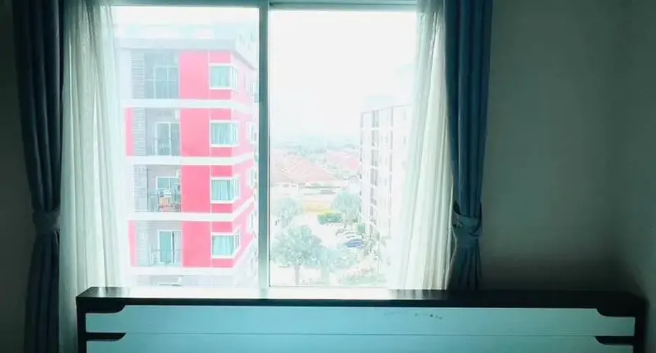 For sale 1 bed condo in East Pattaya, Pattaya