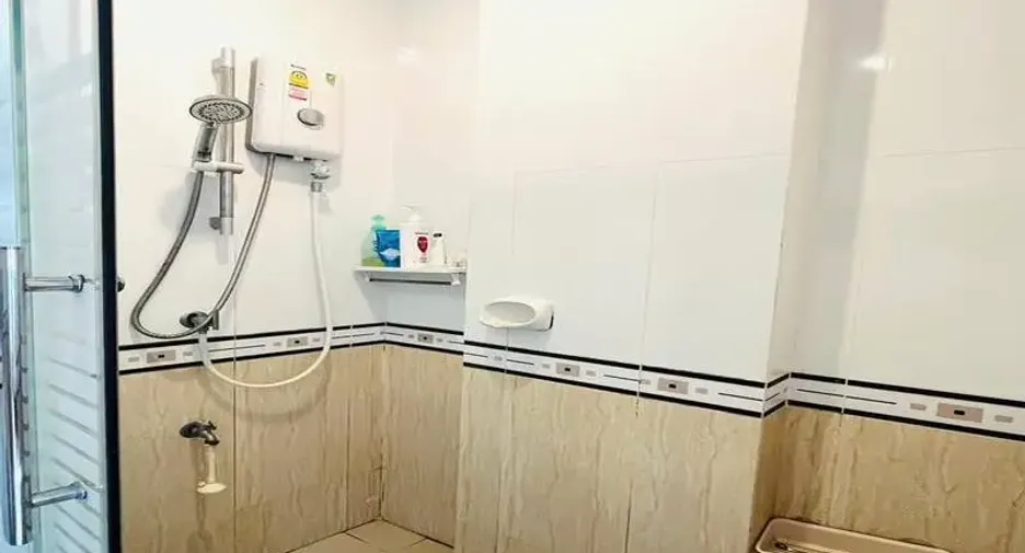 For sale 1 bed condo in East Pattaya, Pattaya