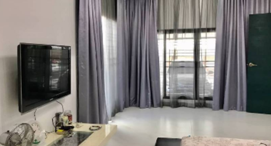 For sale 3 bedrooms house in East Pattaya, Pattaya