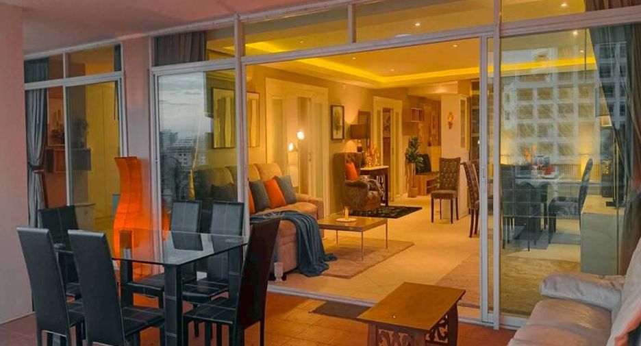For rent and for sale 3 bedrooms condo in Pratumnak, Pattaya