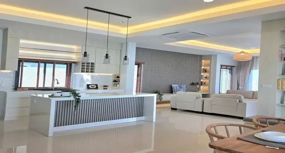 À vendre 3 chambres maison à Huay Yai, Pattaya