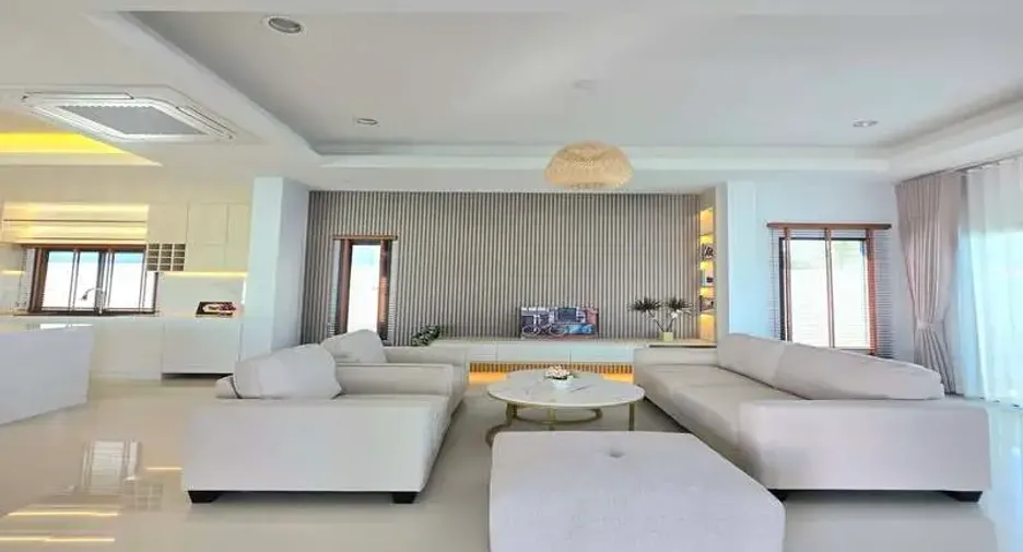 À vendre 3 chambres maison à Huay Yai, Pattaya