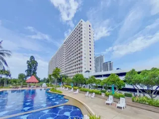 For sale studio condo in Bang Lamung, Chonburi