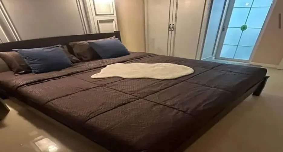 For sale 2 bedrooms condo in East Pattaya, Pattaya