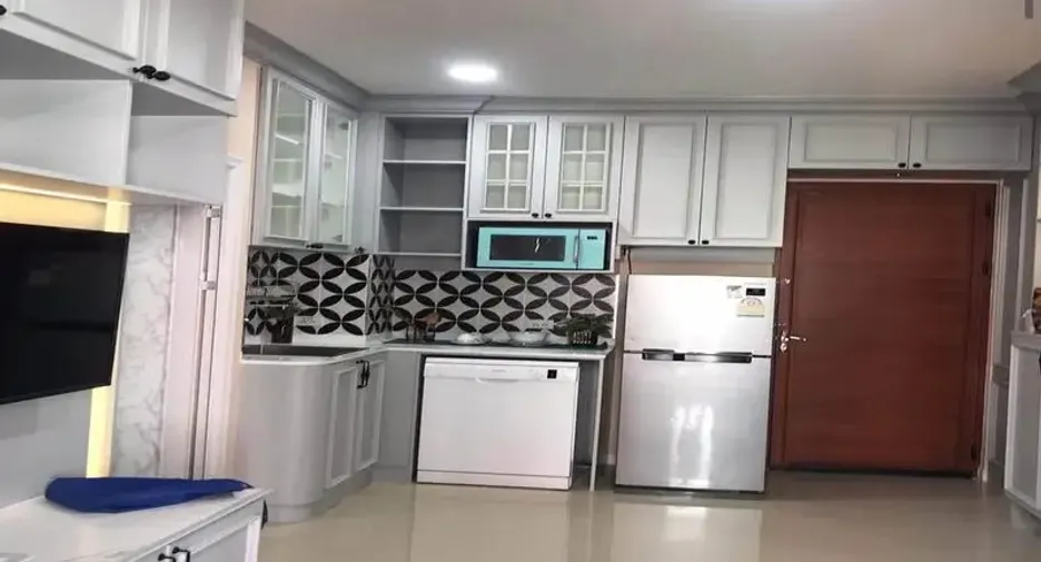 For sale 2 bedrooms condo in East Pattaya, Pattaya