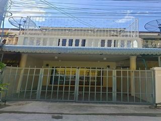 For sale 2 bedrooms townhouse in Bang Lamung, Chonburi