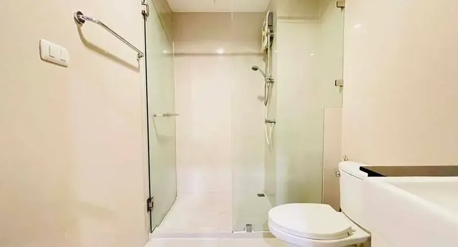 Wohnung zum Kauf mit 1 Zimmer in Bang Lamung, Chonburi