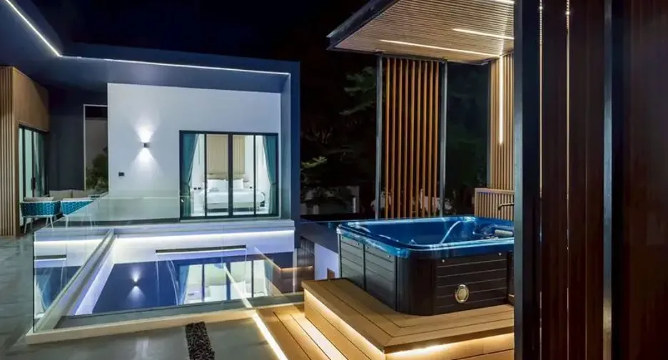 For sale 7 bedrooms villa in Sattahip, Chonburi