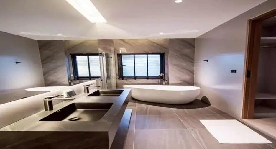 For sale 7 bedrooms villa in Sattahip, Chonburi