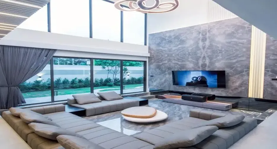 For sale 7 bedrooms villa in Sattahip, Chonburi