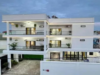 Casa en venta de 9 habitaciones en Bang Lamung, Chonburi