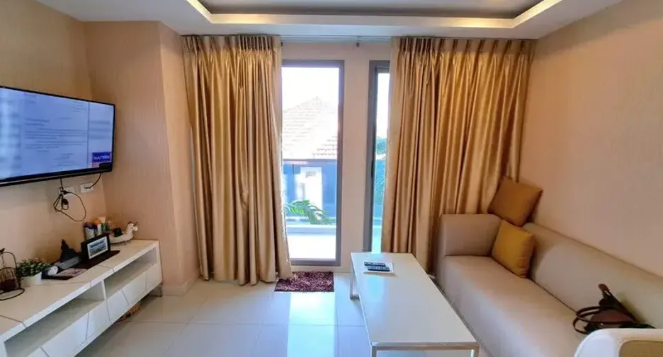 For sale 2 bedrooms condo in South Pattaya, Pattaya