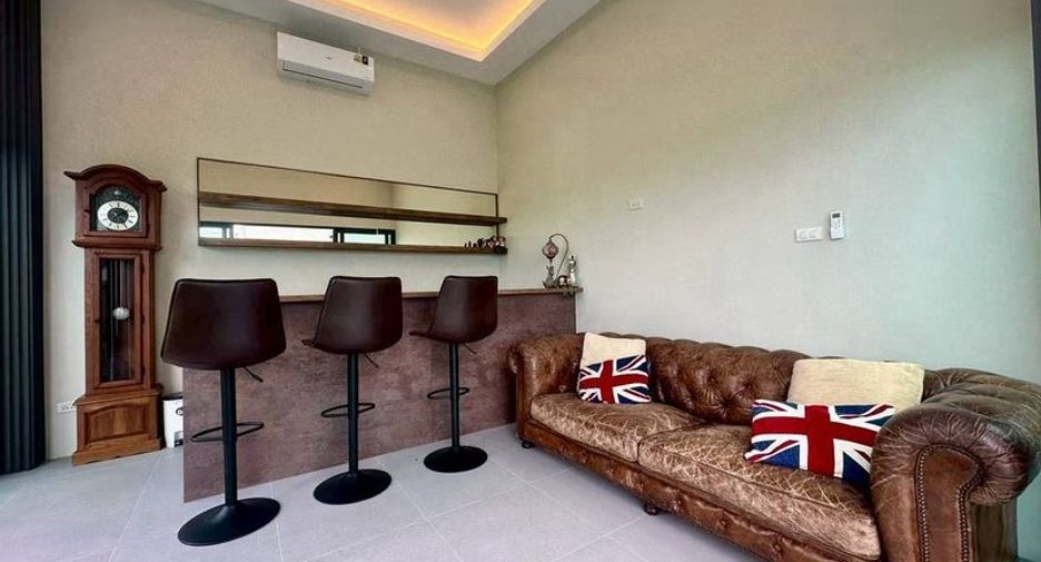 À vendre 4 chambres villa à Bang Lamung, Chonburi