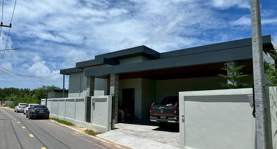 À vendre 4 chambres villa à Bang Lamung, Chonburi