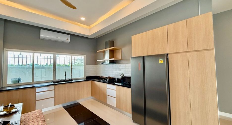 Casa en venta de 3 habitaciones en Huay Yai, Pattaya