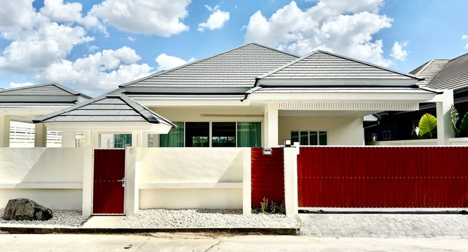 Casa en venta de 3 habitaciones en Huay Yai, Pattaya