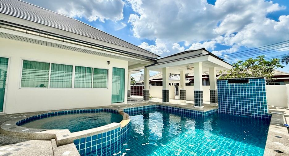 Casa en venta de 3 habitaciones en Huay Yai, Pattaya