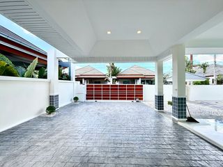 For sale 3 bedrooms house in Bang Lamung, Chonburi