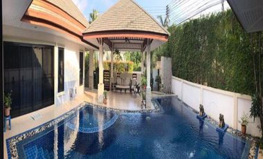 À louer 3 chambres villa à Huay Yai, Pattaya
