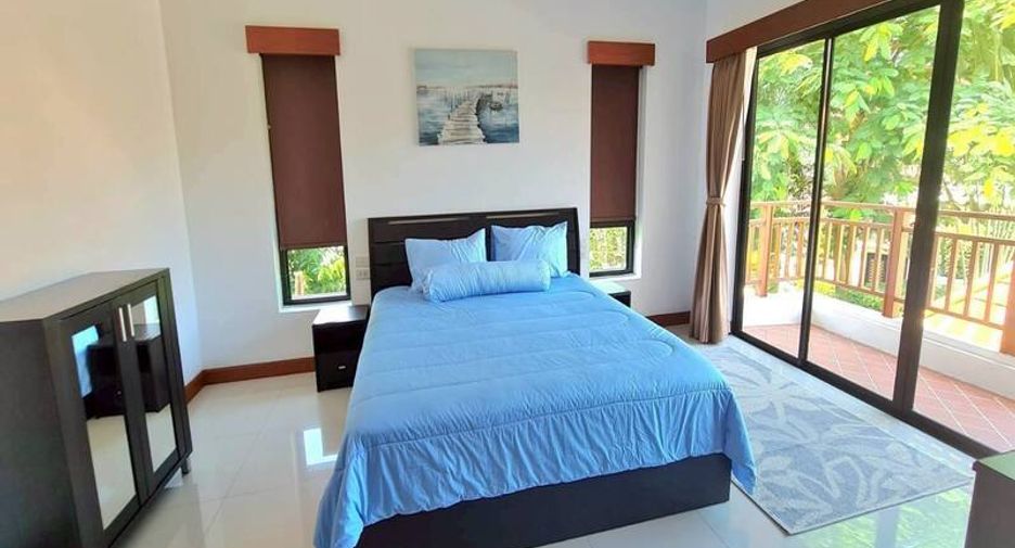 For sale 3 bedrooms villa in Sattahip, Chonburi