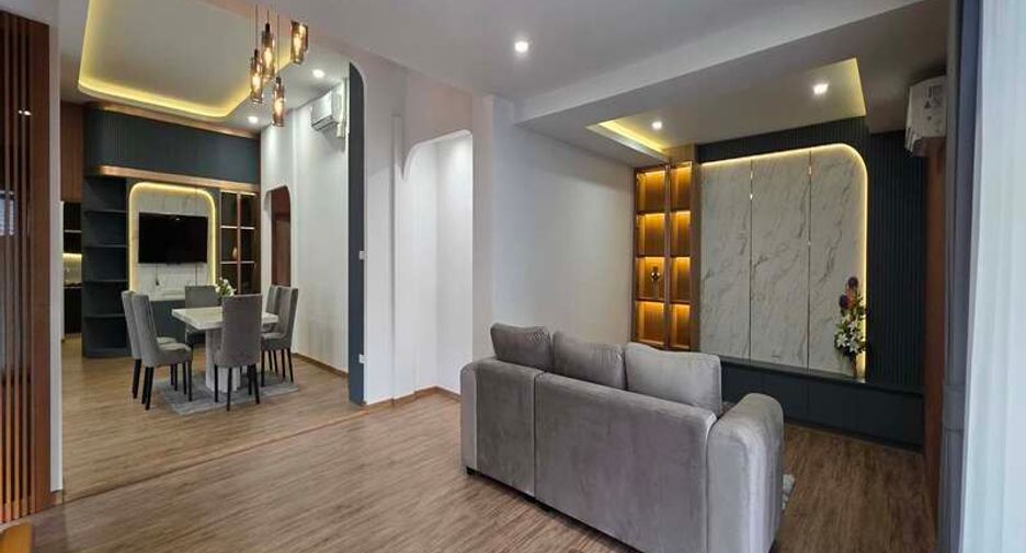 For sale 3 ベッドルーム house in Bang Lamung, Chonburi