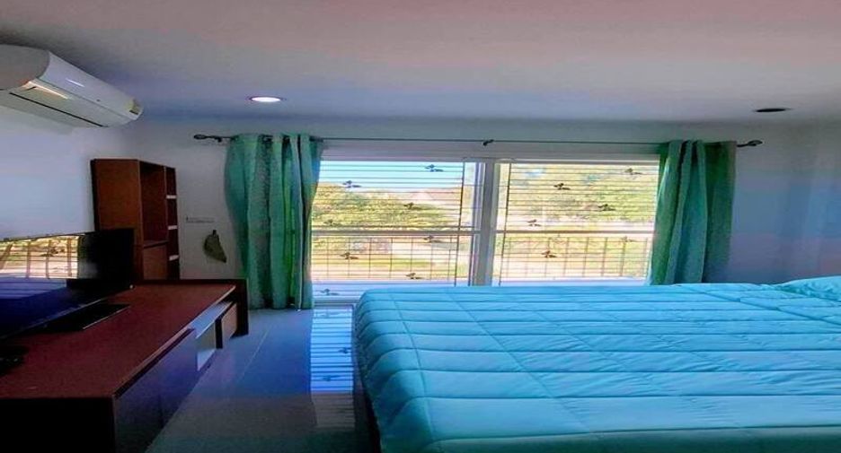 For sale 2 bedrooms townhouse in East Pattaya, Pattaya