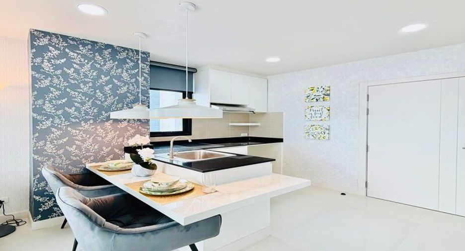 For sale 1 bed condo in East Pattaya, Pattaya