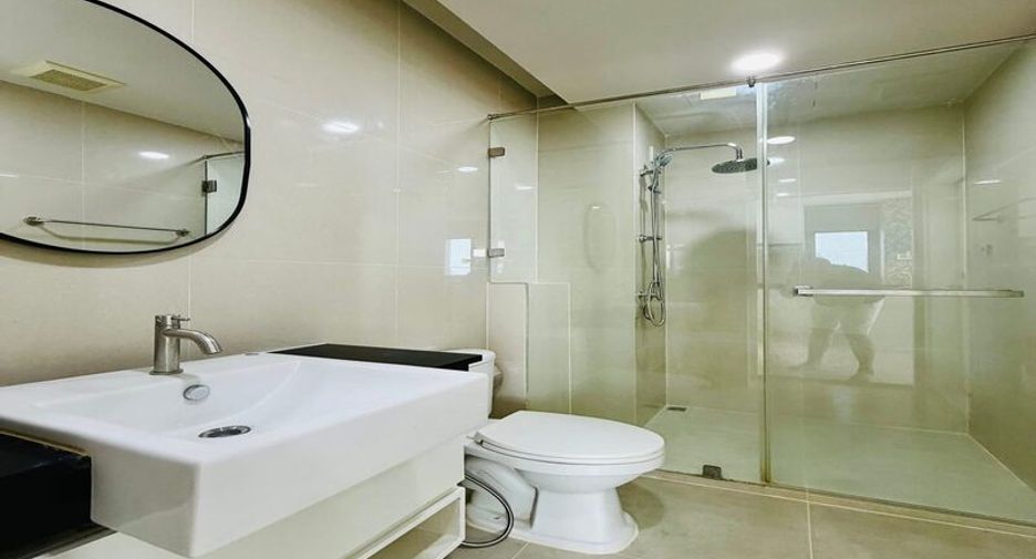 For sale 1 bed condo in East Pattaya, Pattaya