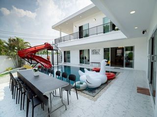Villa en venta de 6 habitaciones en Bang Lamung, Chonburi