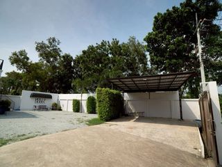 Villa en venta de 6 habitaciones en Bang Lamung, Chonburi