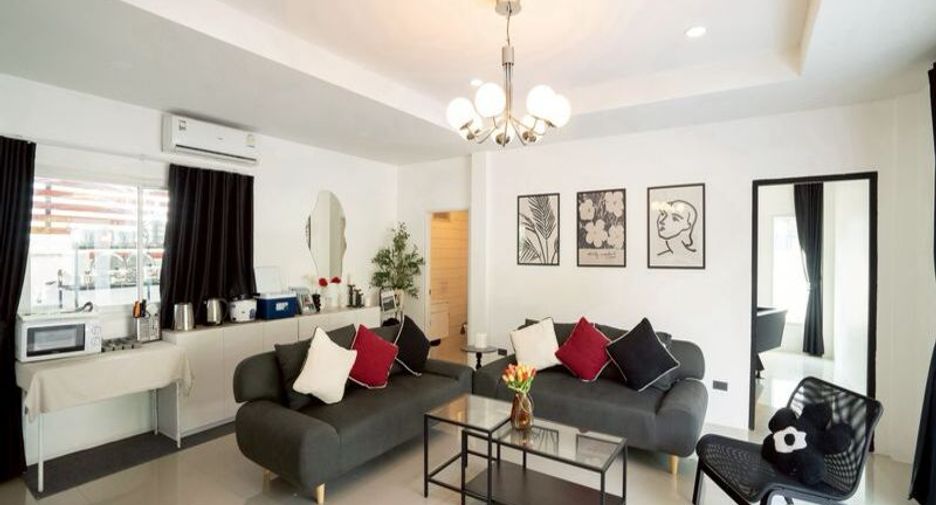 For sale 6 bedrooms villa in East Pattaya, Pattaya