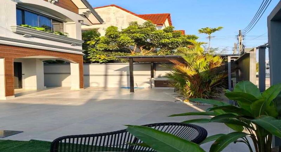 For sale 5 ベッドルーム villa in East Pattaya, Pattaya