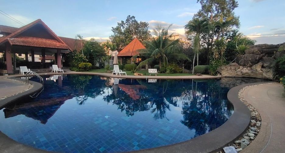 For sale 3 bedrooms house in East Pattaya, Pattaya