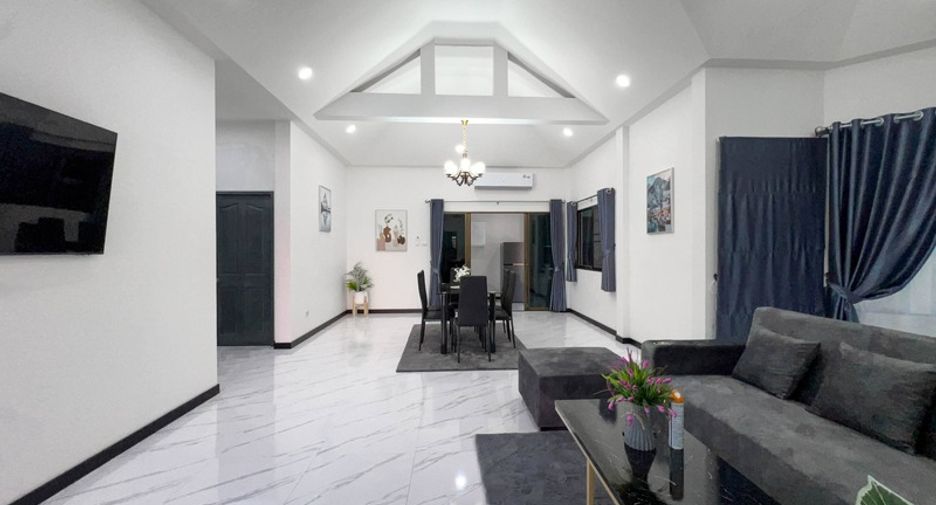 For sale 3 bedrooms house in East Pattaya, Pattaya