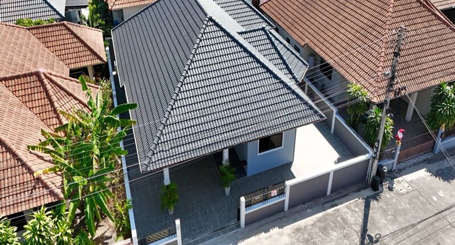 For sale 3 bedrooms house in East Pattaya, Pattaya