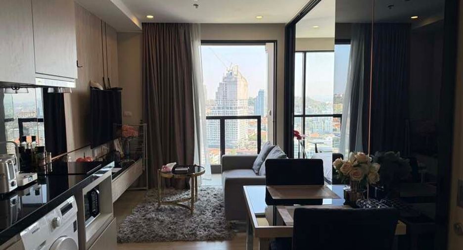 For sale 1 bed condo in Pratumnak, Pattaya