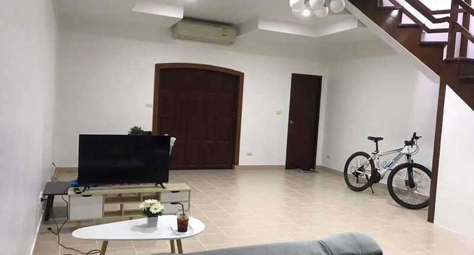For sale 2 bedrooms villa in Bang Lamung, Chonburi