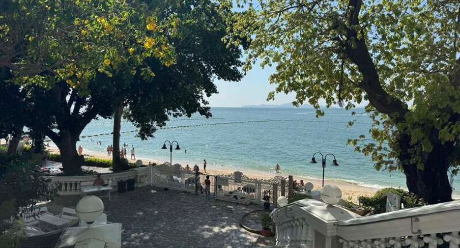 For sale 2 bedrooms condo in North Pattaya, Pattaya