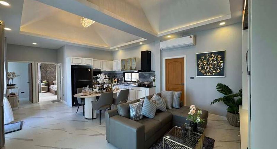 For sale 3 bedrooms villa in Huay Yai, Pattaya