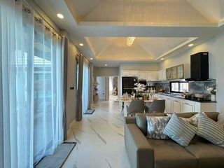 For sale 3 bedrooms villa in Bang Lamung, Chonburi
