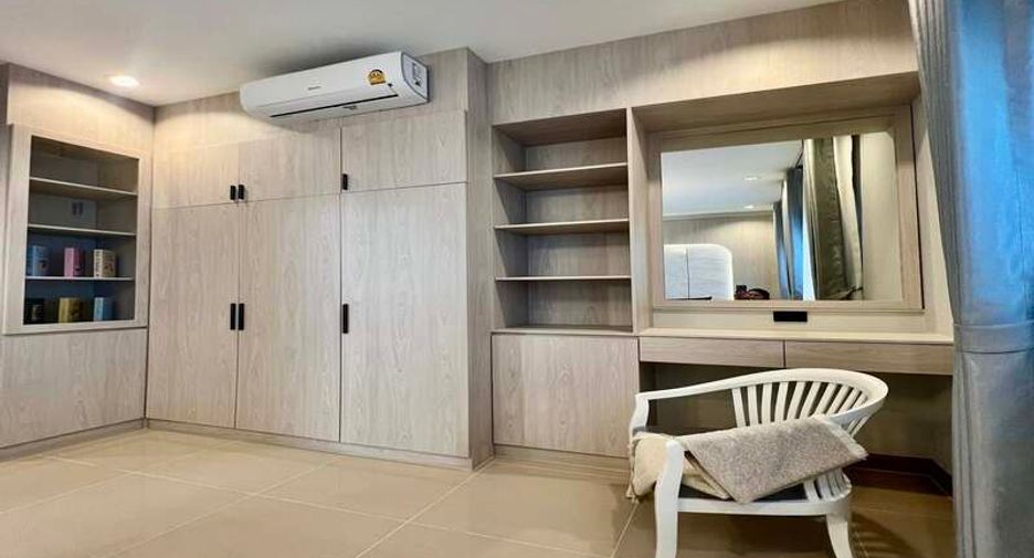For sale 3 bedrooms villa in East Pattaya, Pattaya