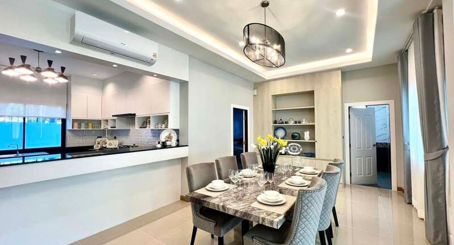 For sale 3 bedrooms villa in East Pattaya, Pattaya