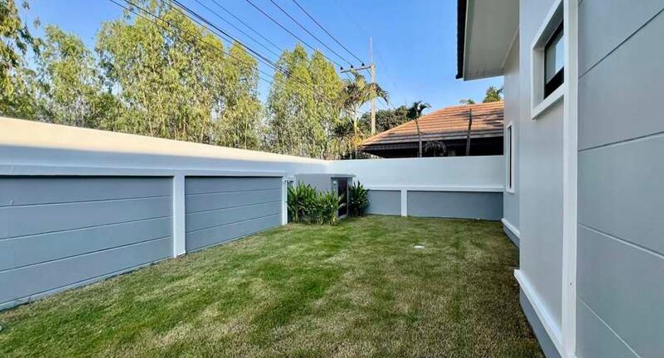 For sale 3 bedrooms villa in East Pattaya, Pattaya