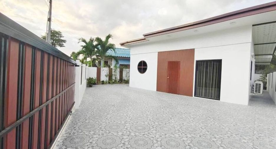 For sale 3 bedrooms house in Huay Yai, Pattaya