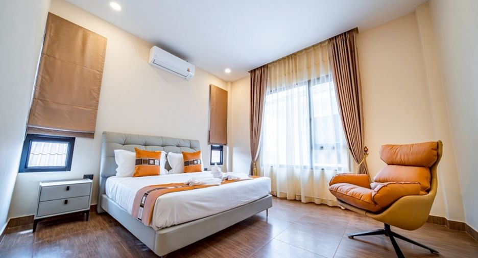 For sale 7 bedrooms house in Bang Lamung, Chonburi
