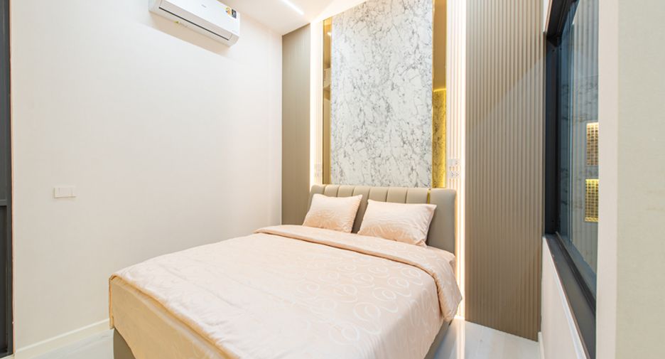 For sale 4 bedrooms house in Jomtien, Pattaya