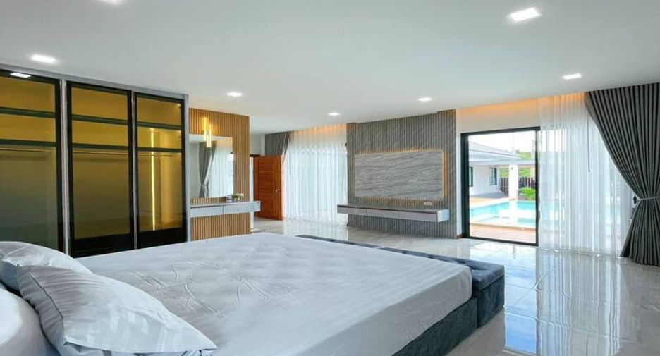 For sale 3 bedrooms villa in Sattahip, Chonburi