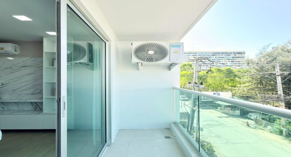 For sale studio condo in Pratumnak, Pattaya