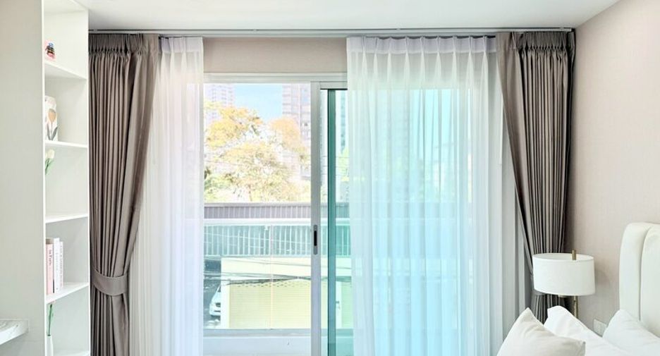 For sale studio condo in Pratumnak, Pattaya